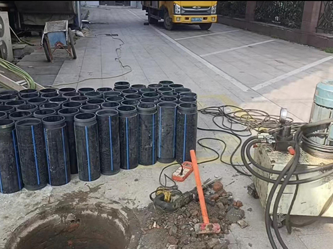 莒南PE置换管厂家 DN315置换管 非开挖管短管置换